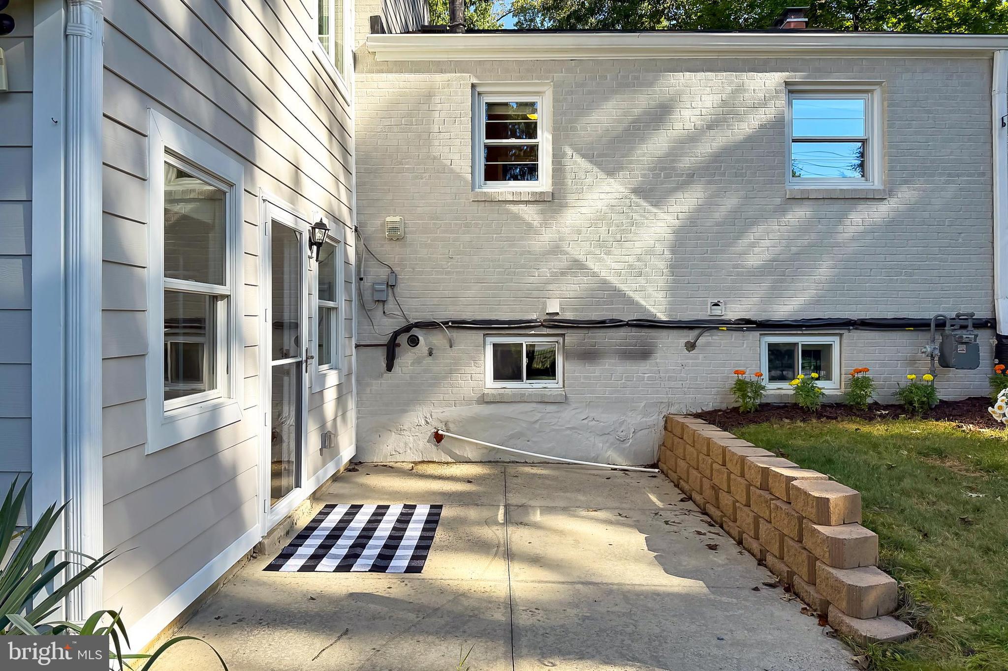 FALLS CHURCH CITY - Residential