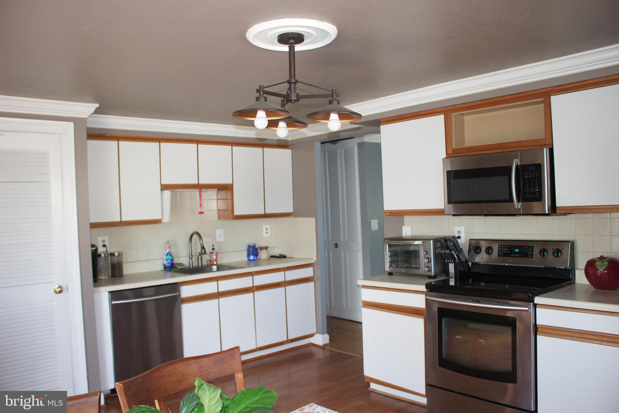 SPENCER GARDENS - Residential Lease