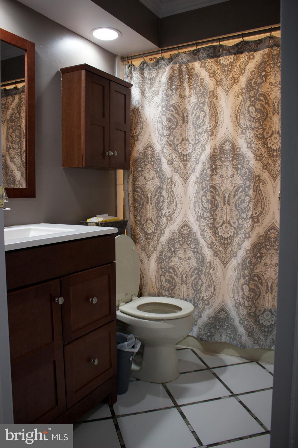 SPENCER GARDENS - Residential Lease