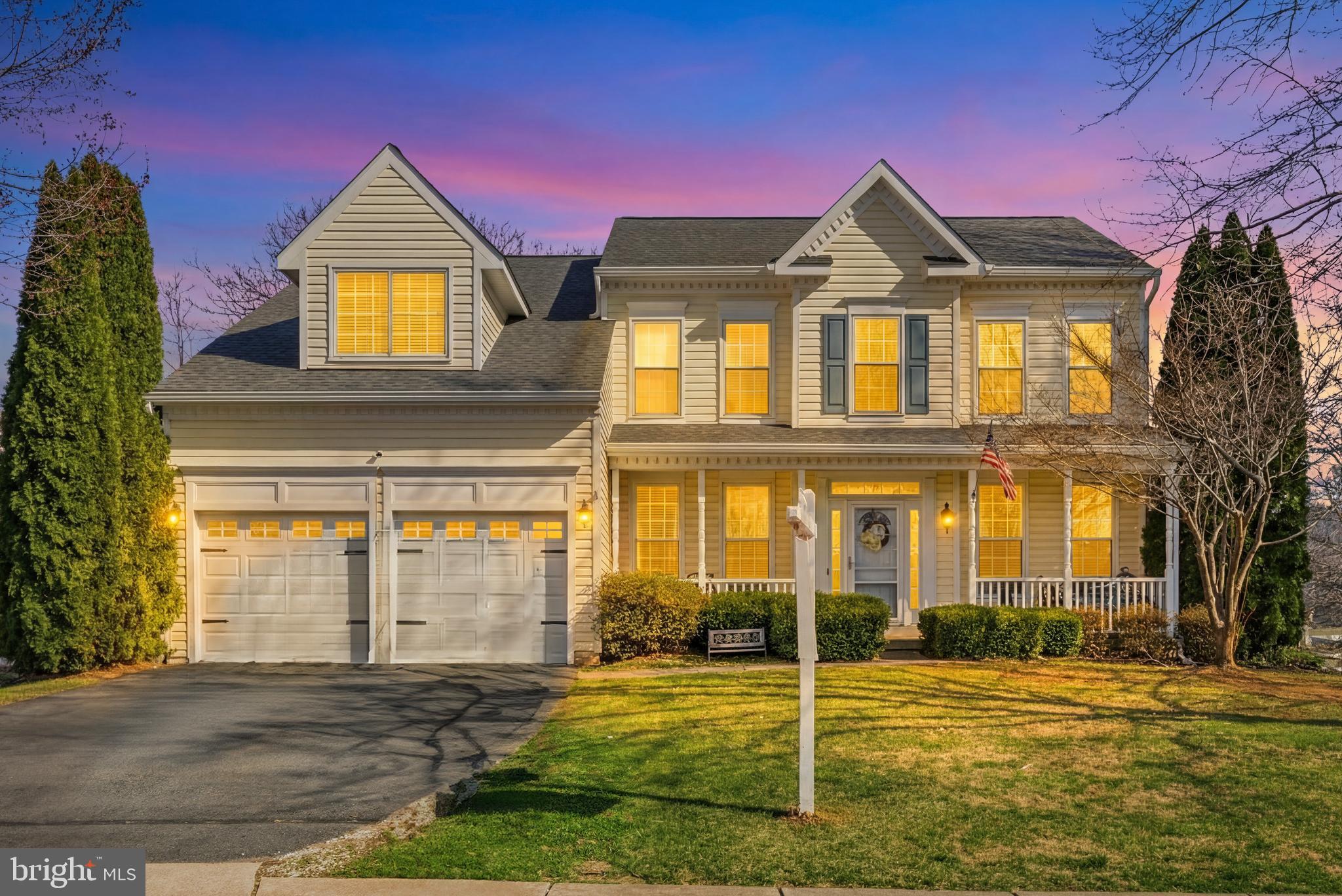 ROUND HILL - Residential