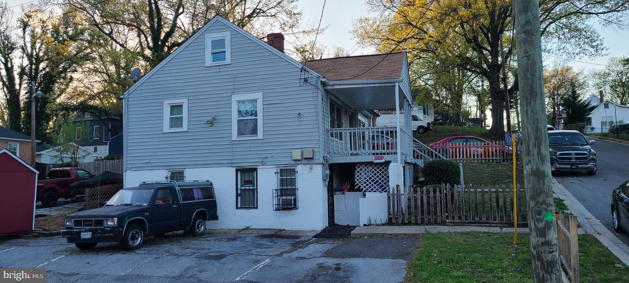 CAPITOL HEIGHTS - Residential