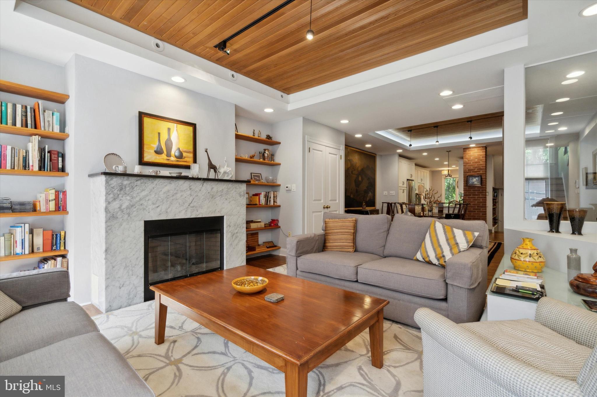 BELLA VISTA - Residential