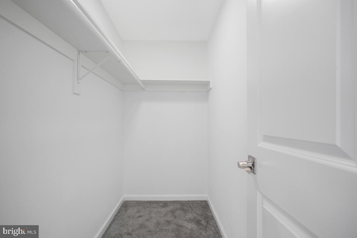 TANTALLON HILLS - Residential Lease