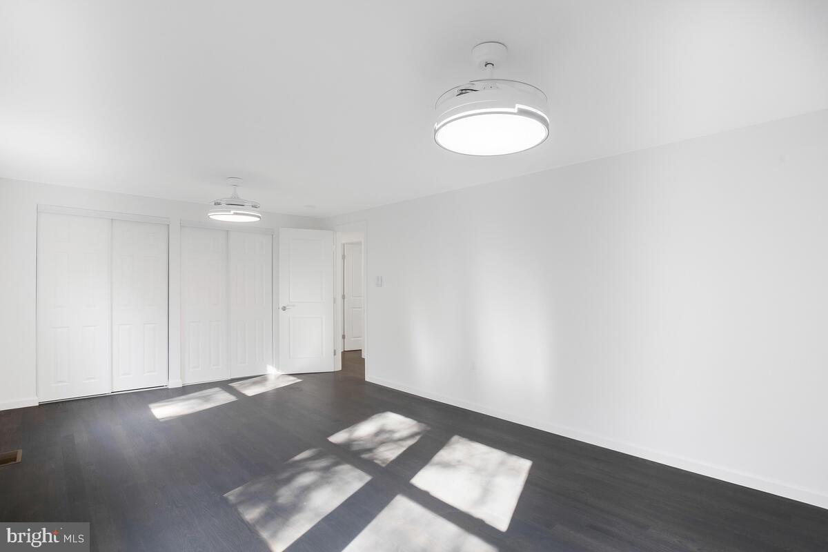 TANTALLON HILLS - Residential Lease