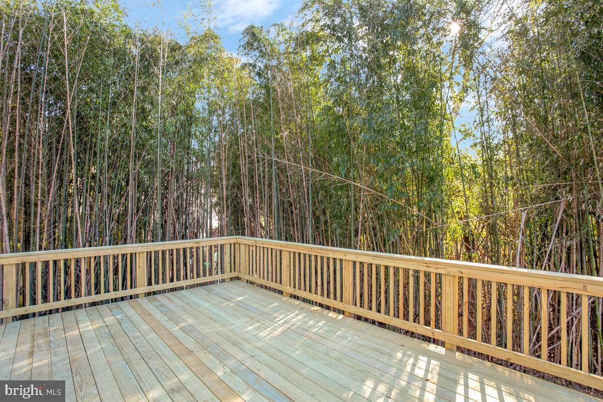 TANTALLON HILLS - Residential Lease