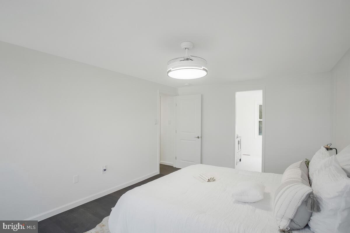 TANTALLON HILLS - Residential Lease