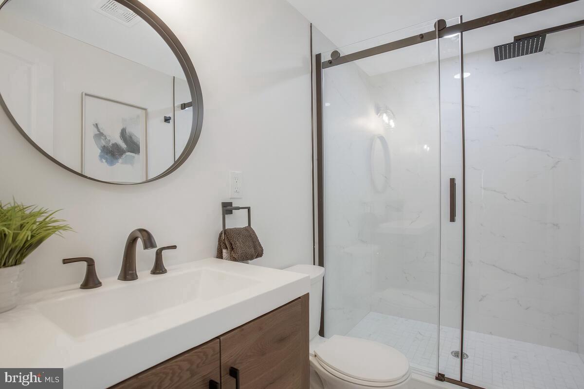 TANTALLON HILLS - Residential Lease