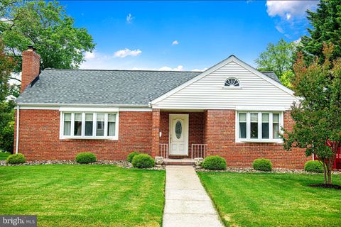 Homes For Sale - 7202 Old Harford Road<br/> BALTIMORE, MD 21234