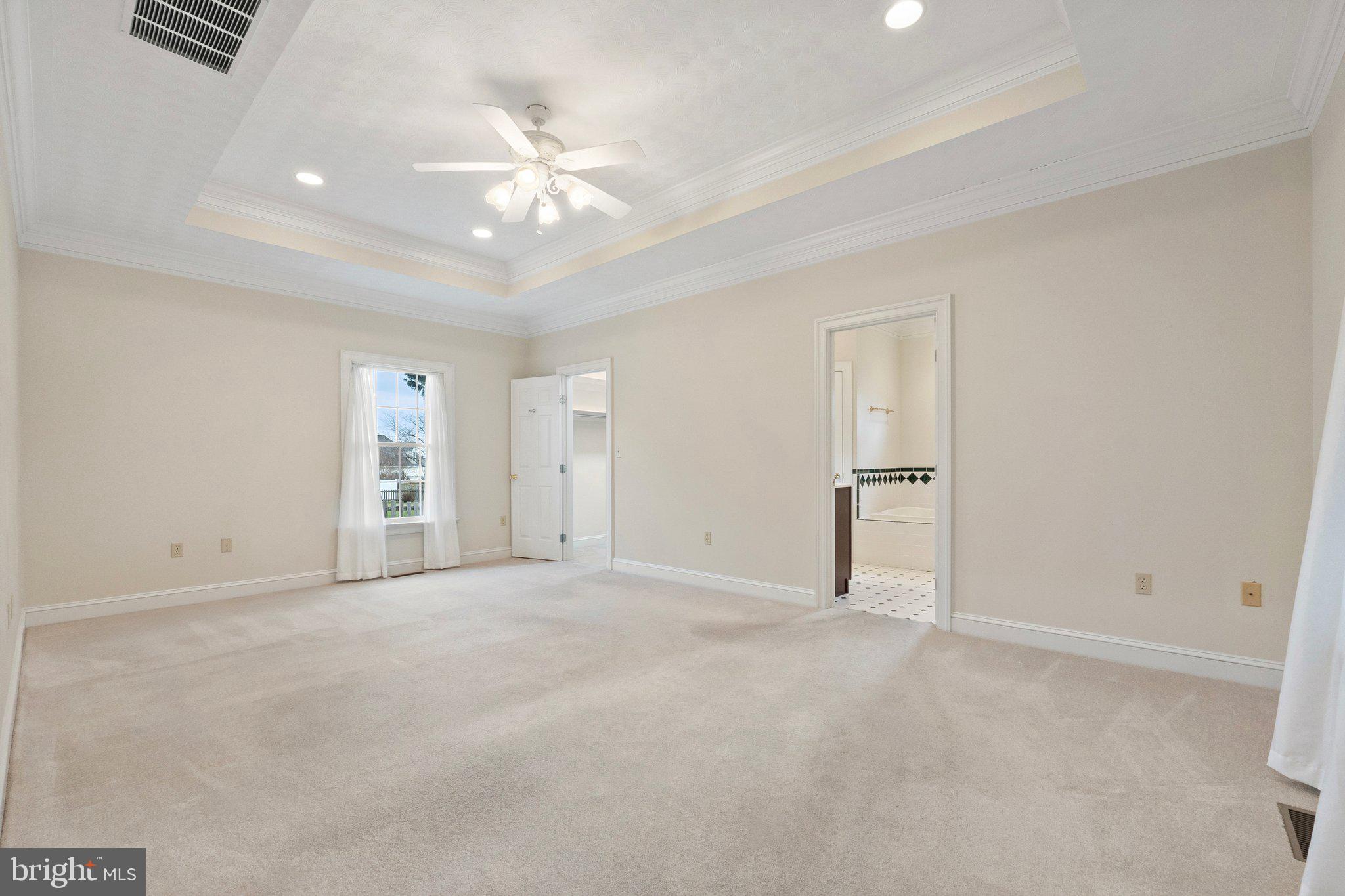 OAKDALE CROSSING - Residential