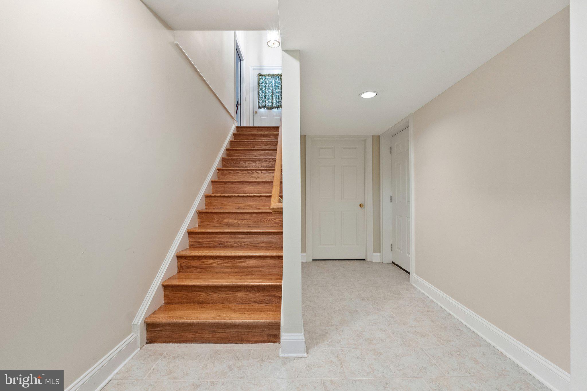 OAKDALE CROSSING - Residential