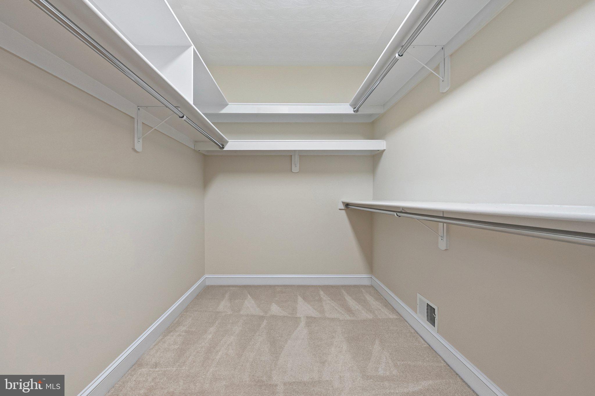 OAKDALE CROSSING - Residential