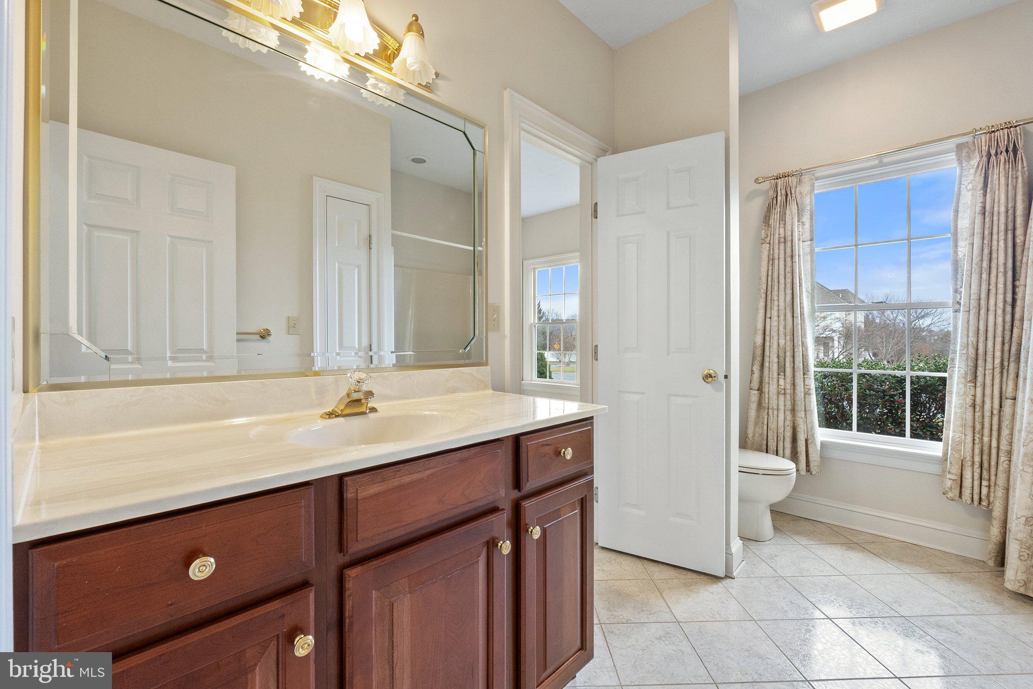 OAKDALE CROSSING - Residential