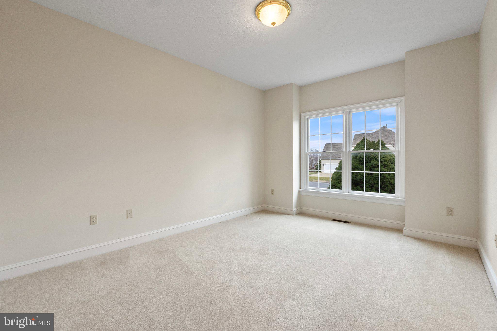 OAKDALE CROSSING - Residential