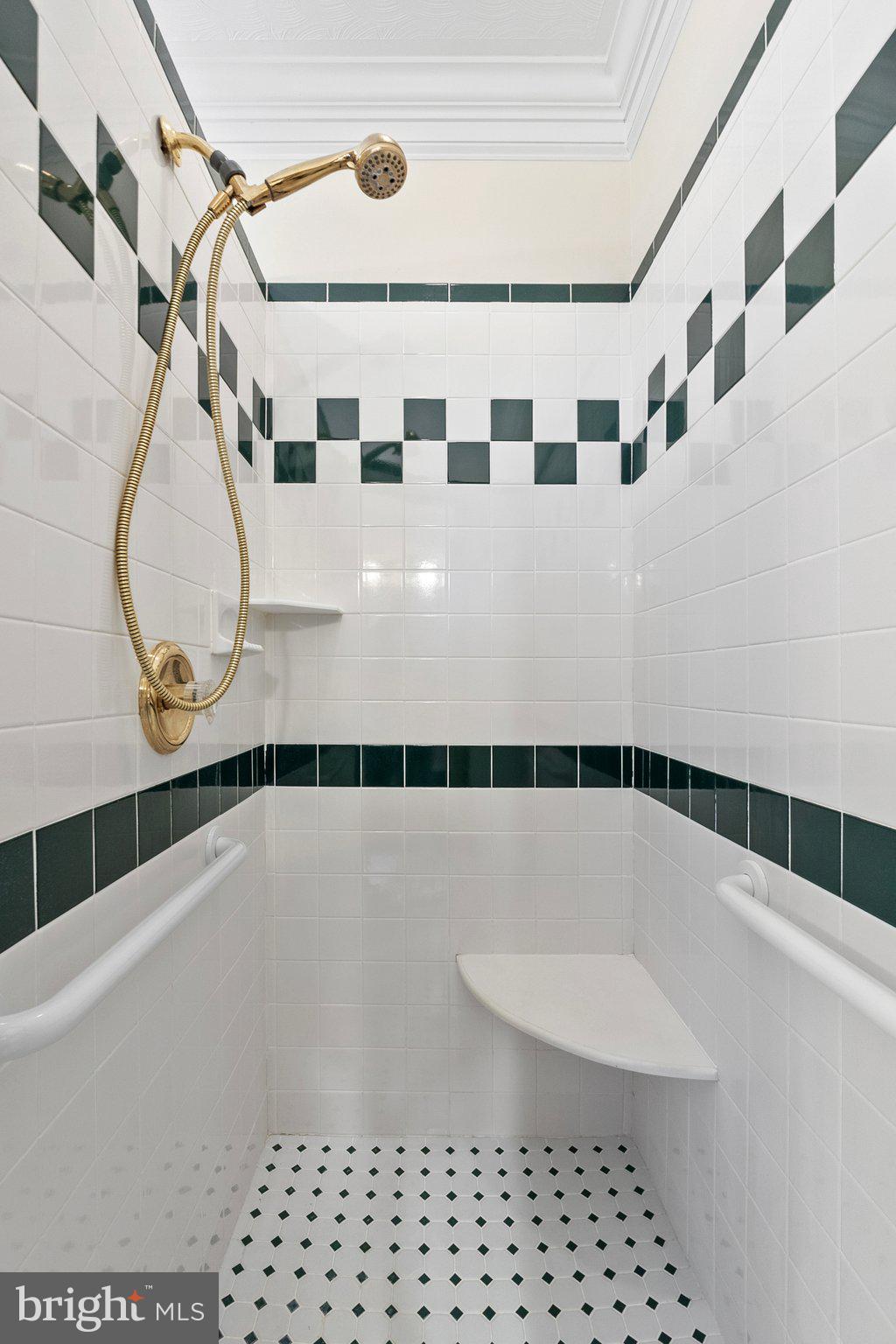 OAKDALE CROSSING - Residential