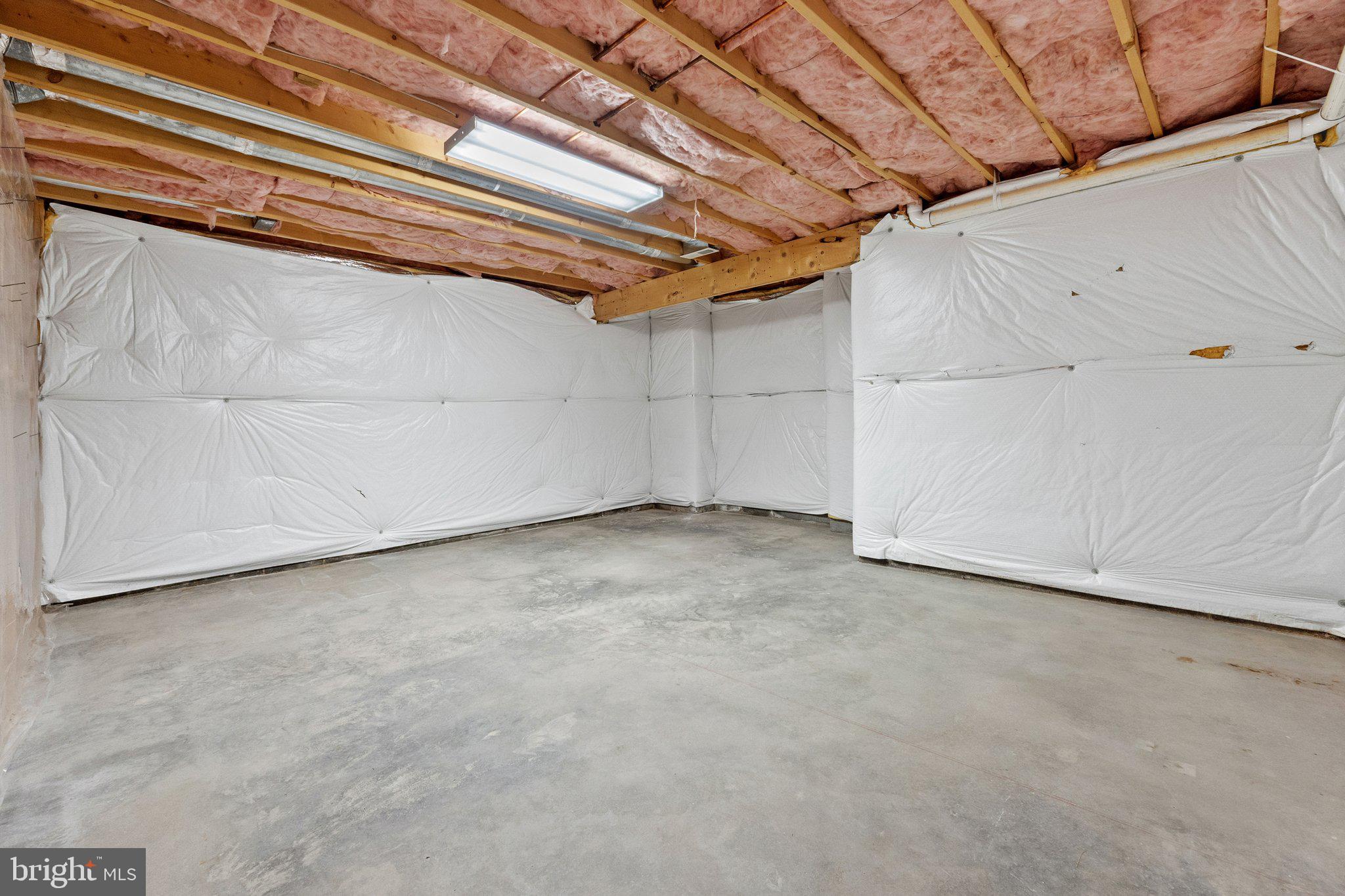 OAKDALE CROSSING - Residential