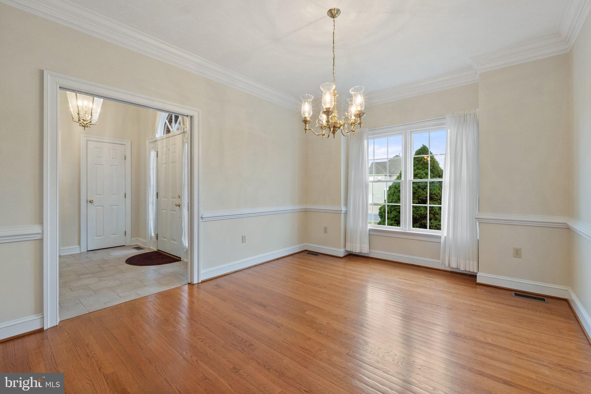 OAKDALE CROSSING - Residential