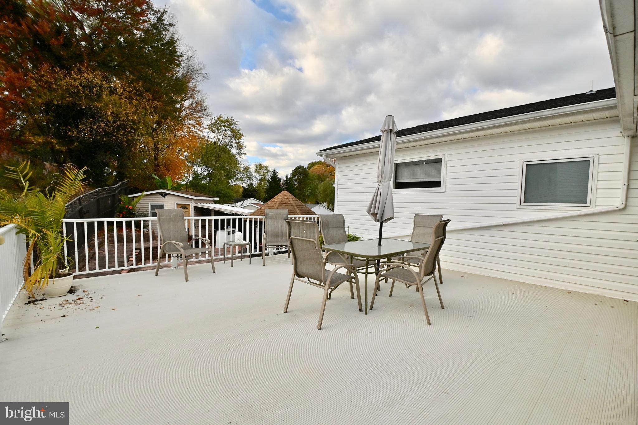 DALE CITY - Residential