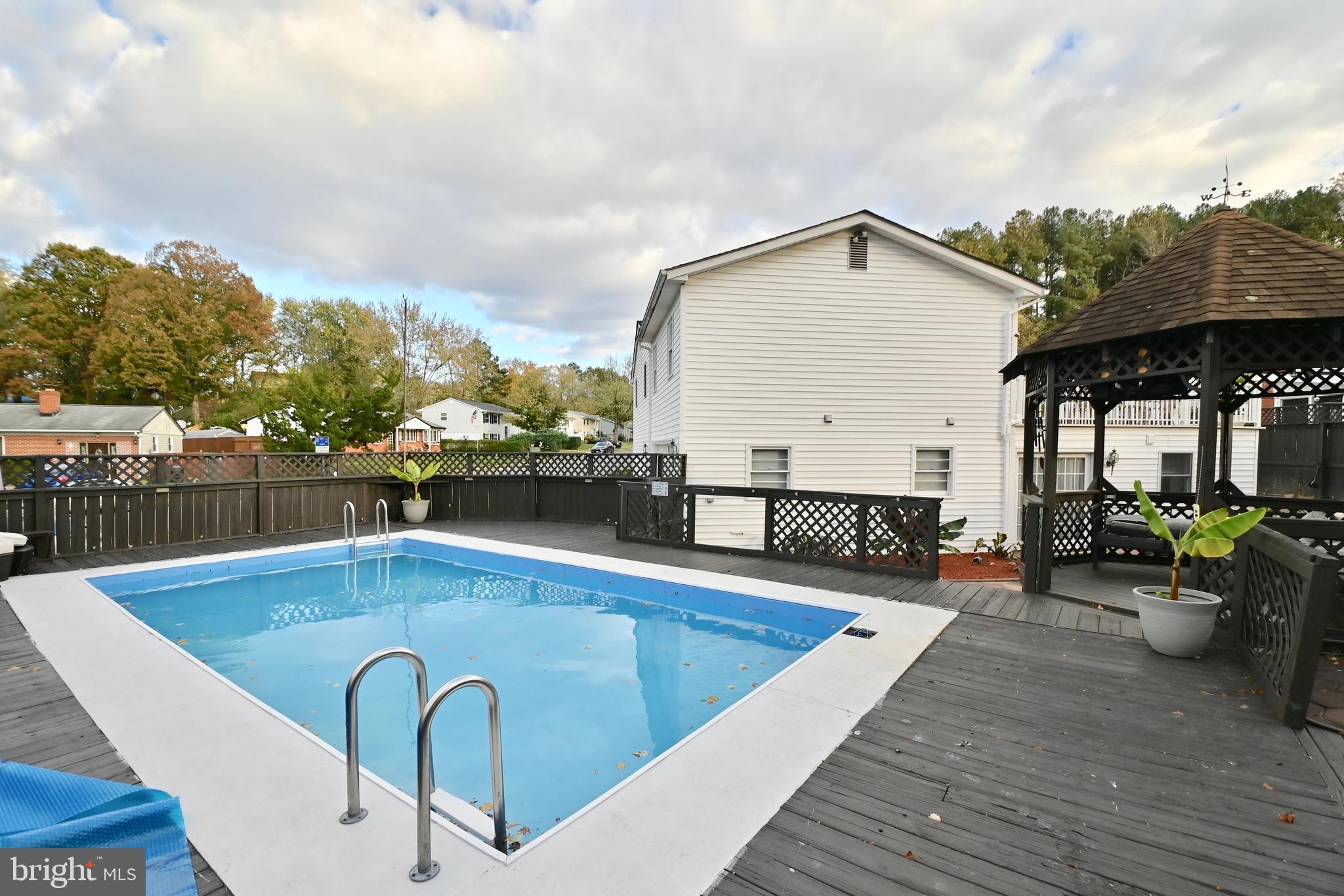 DALE CITY - Residential