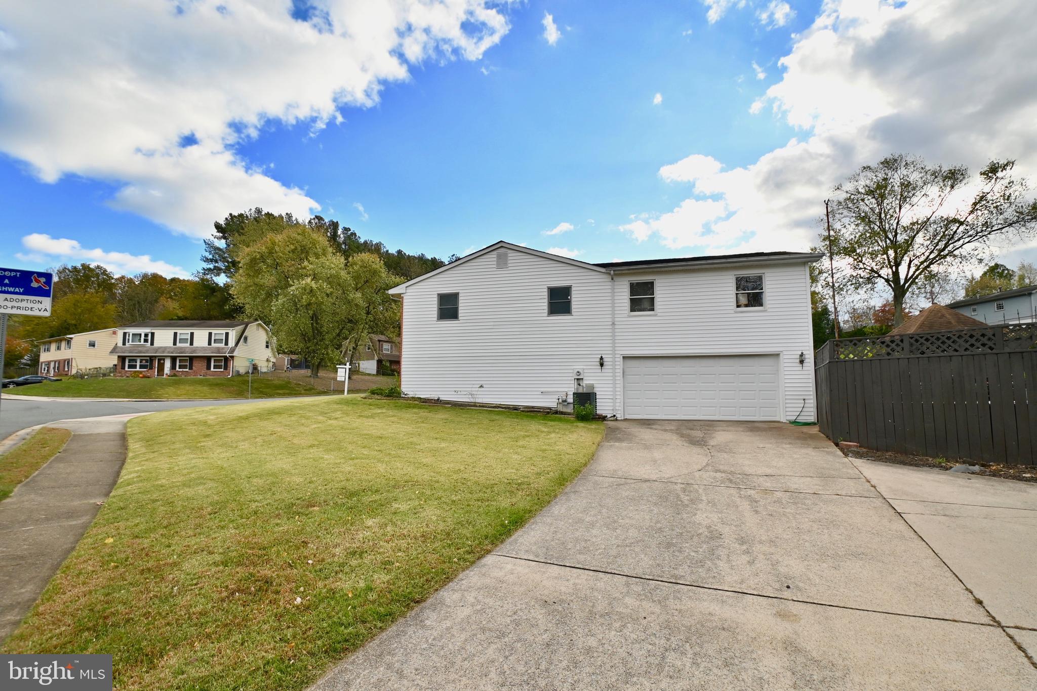 DALE CITY - Residential