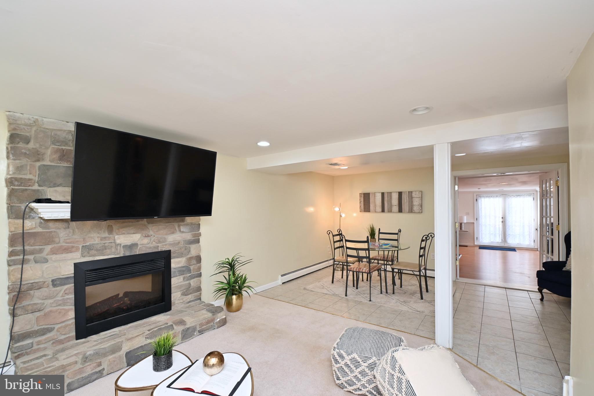 DALE CITY - Residential