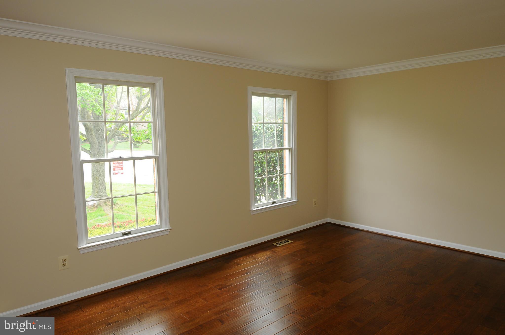 POTOMAC LAKES - Residential