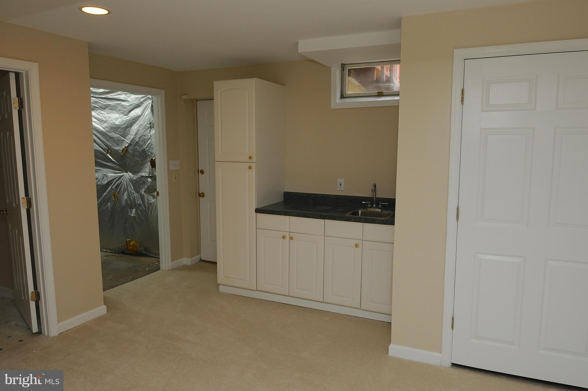 POTOMAC LAKES - Residential