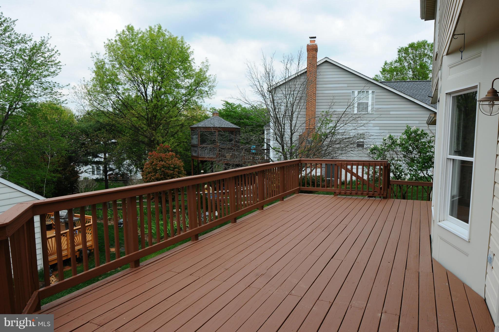 POTOMAC LAKES - Residential