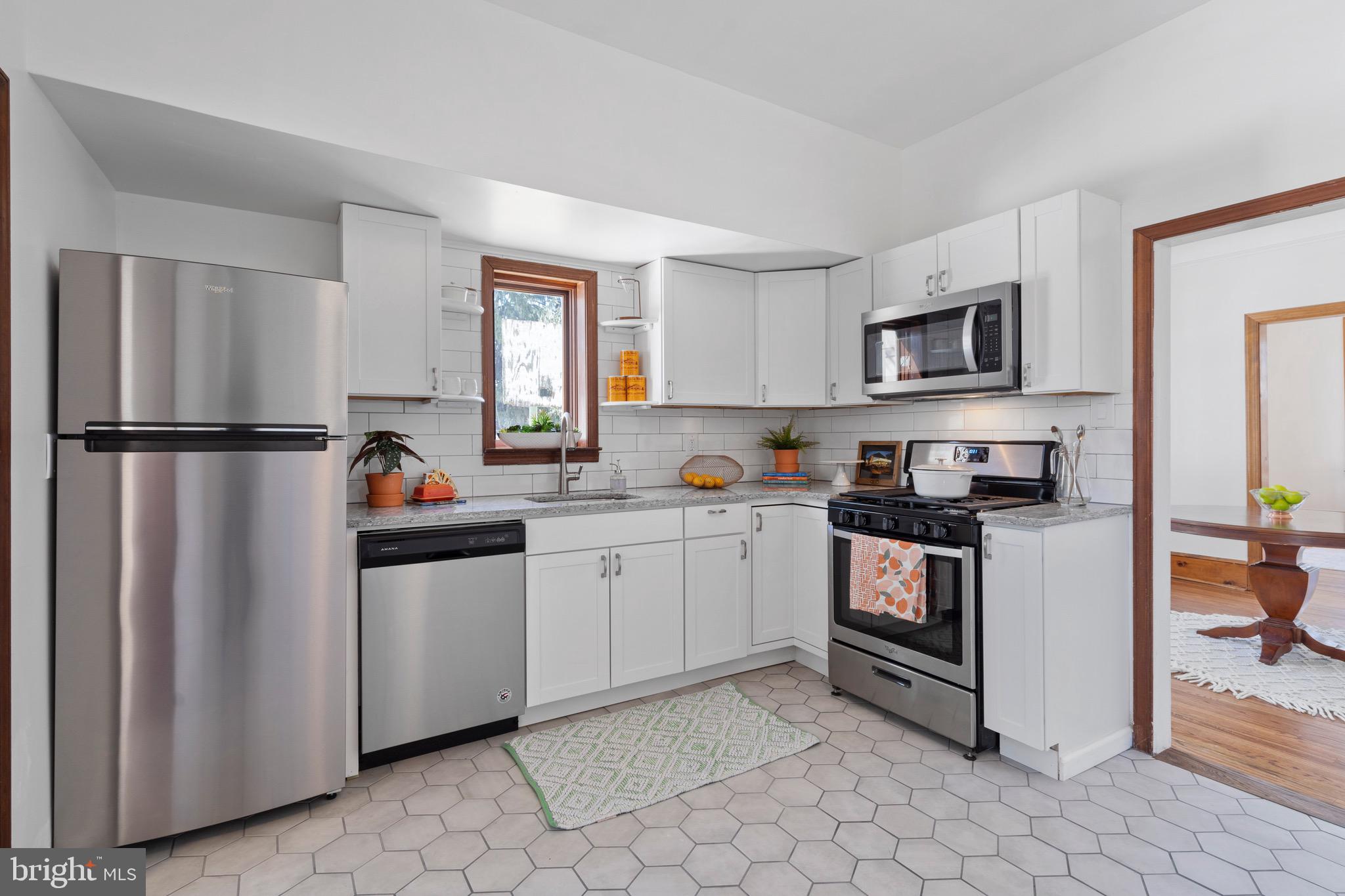 LANSDOWNE - Residential