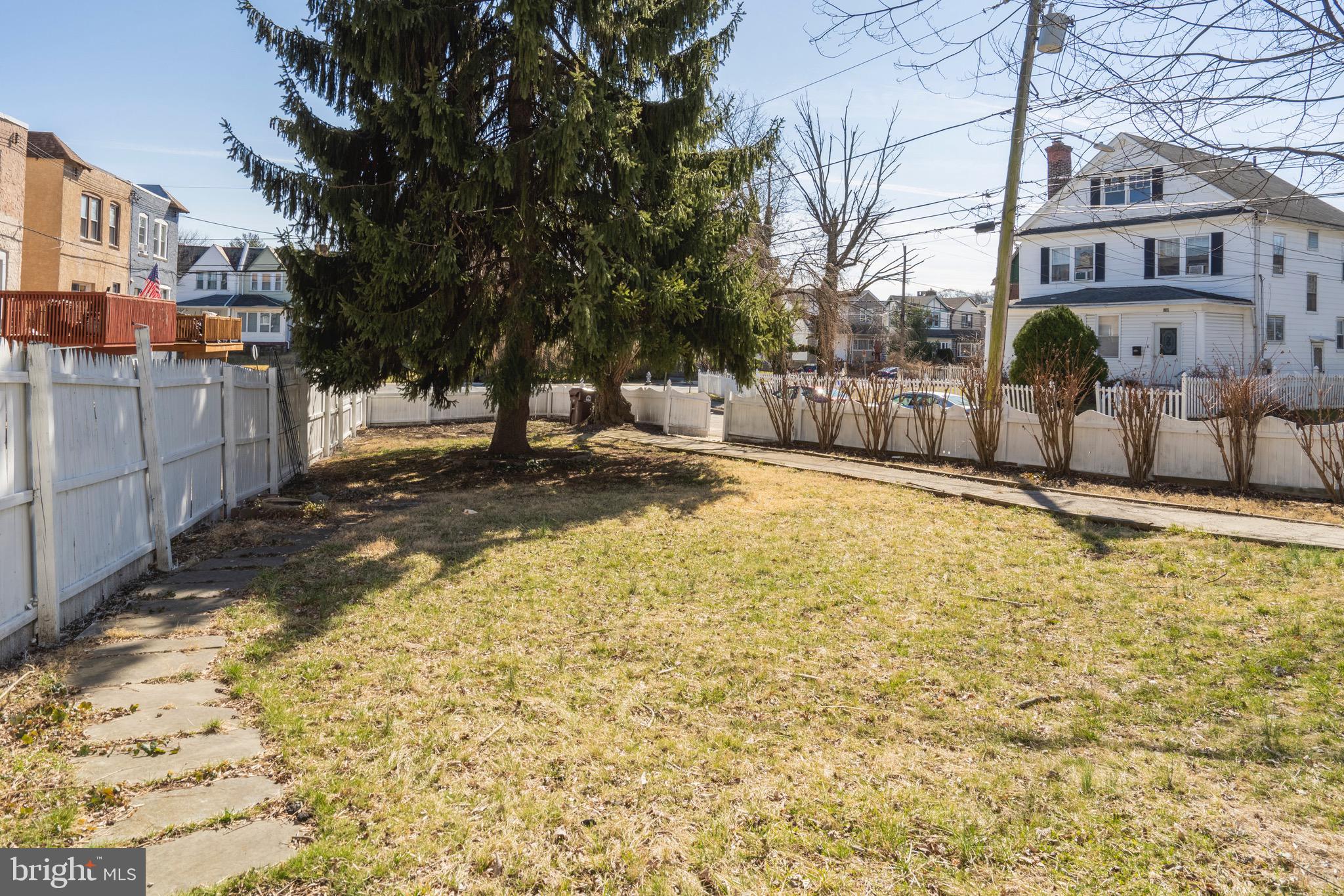 LANSDOWNE - Residential