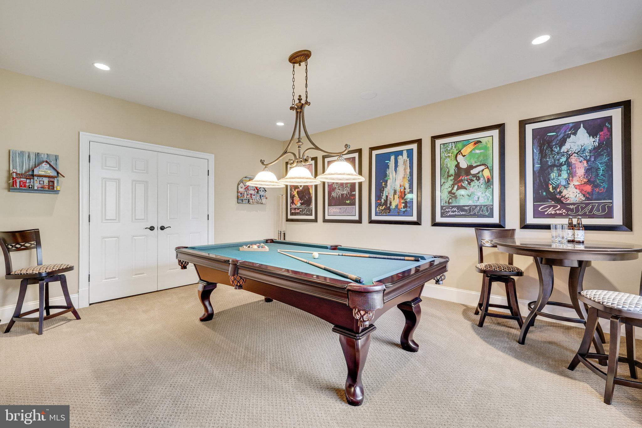 LANGLEY FOREST - Residential