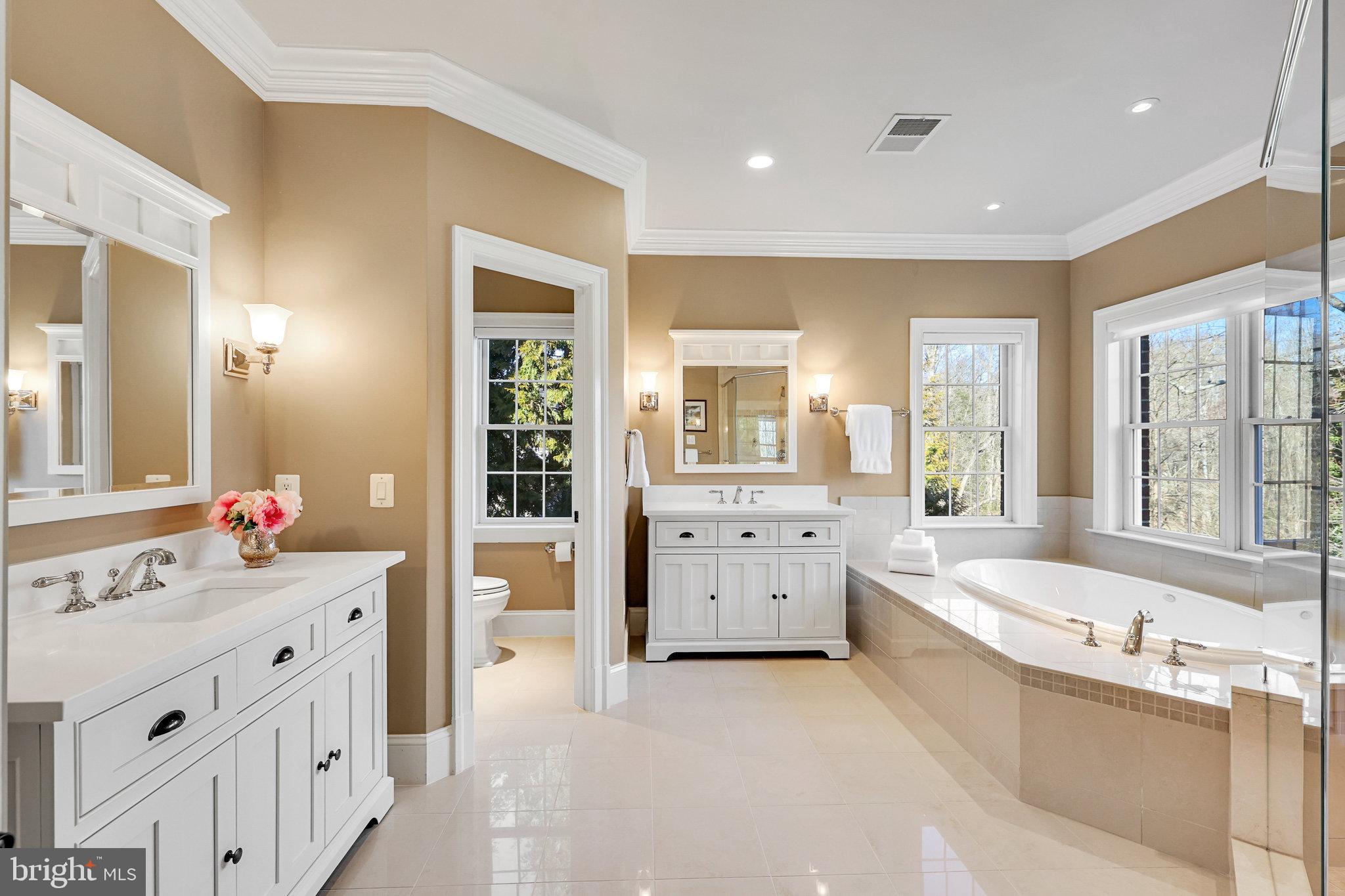 LANGLEY FOREST - Residential