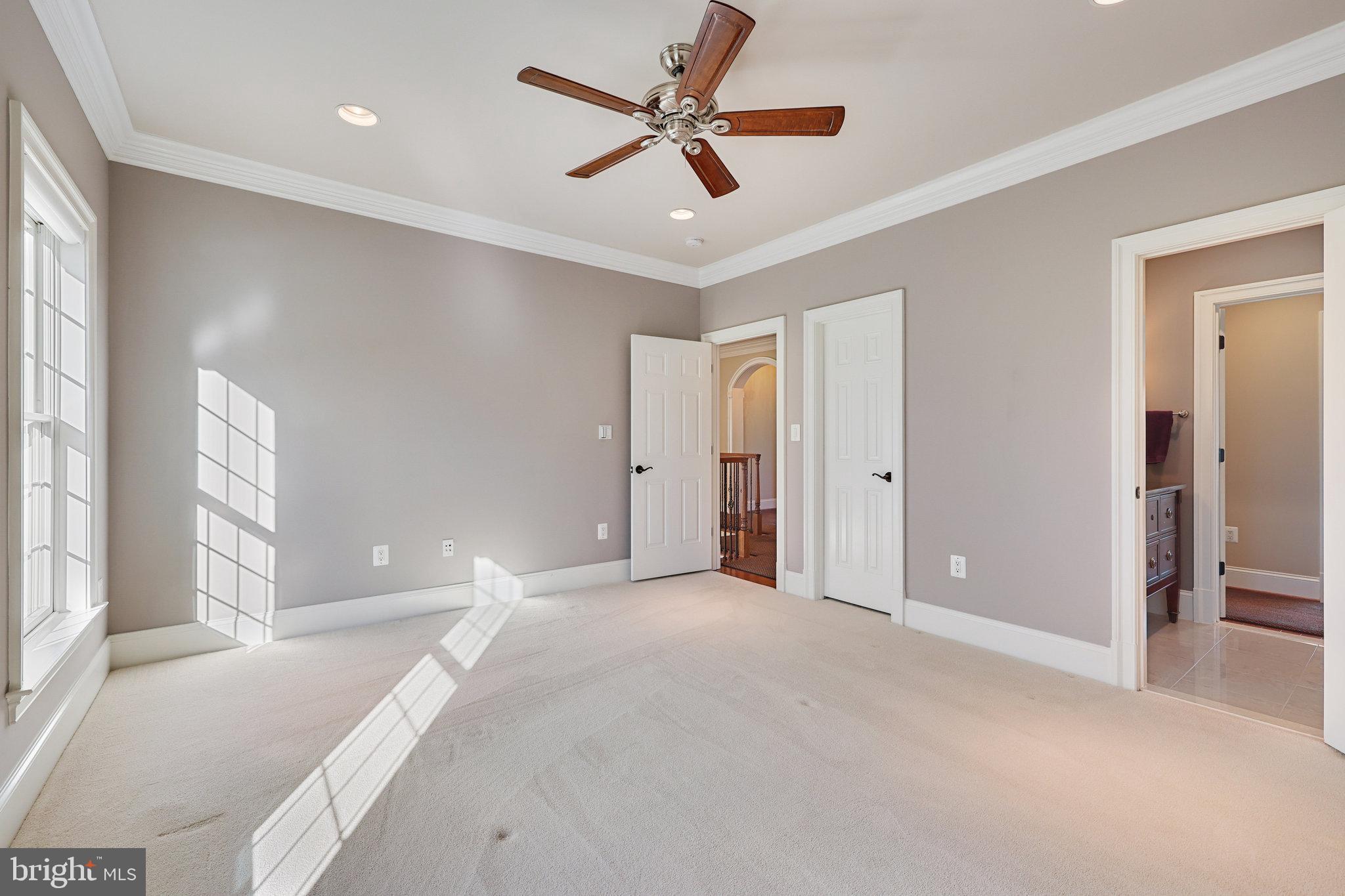 LANGLEY FOREST - Residential