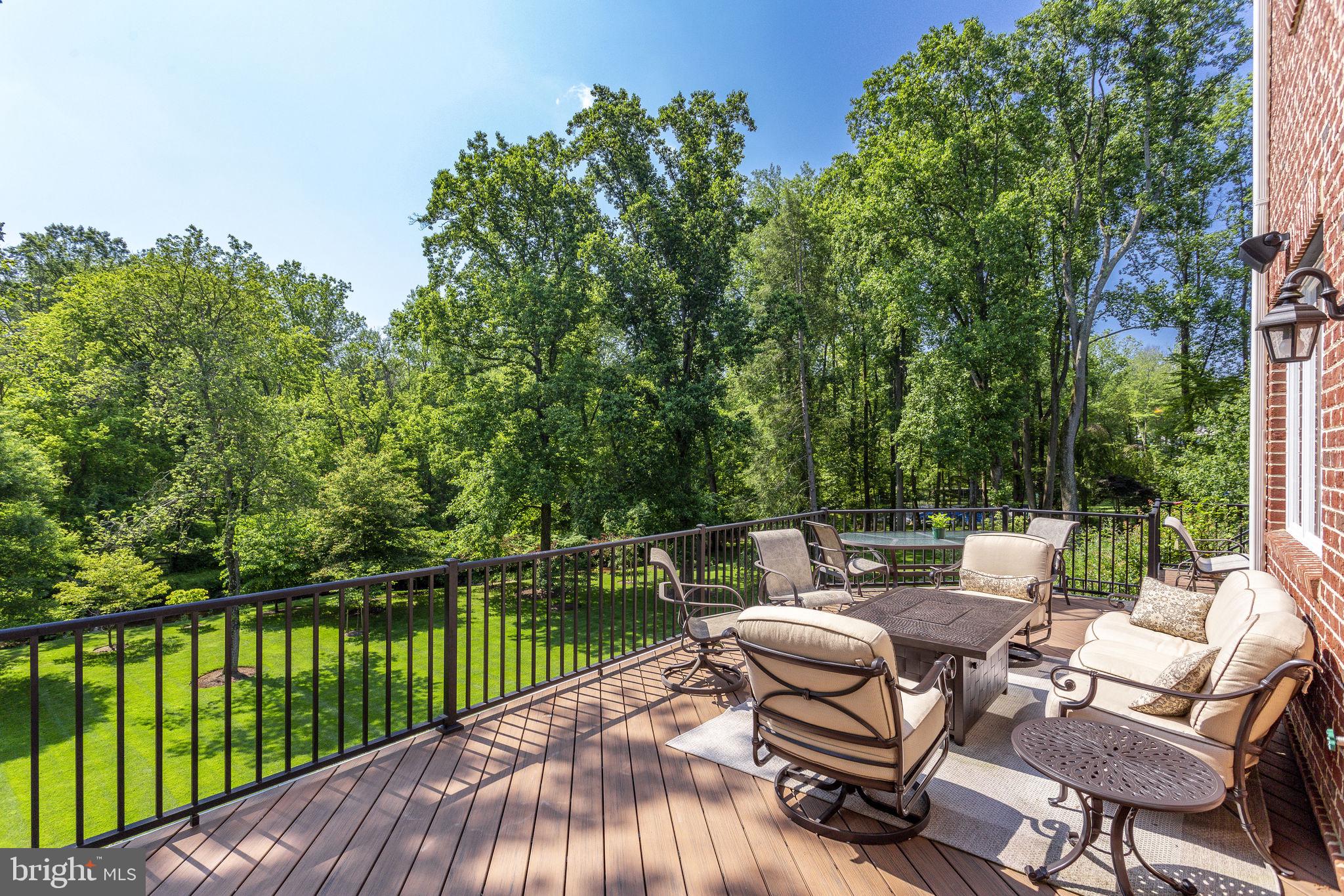 LANGLEY FOREST - Residential