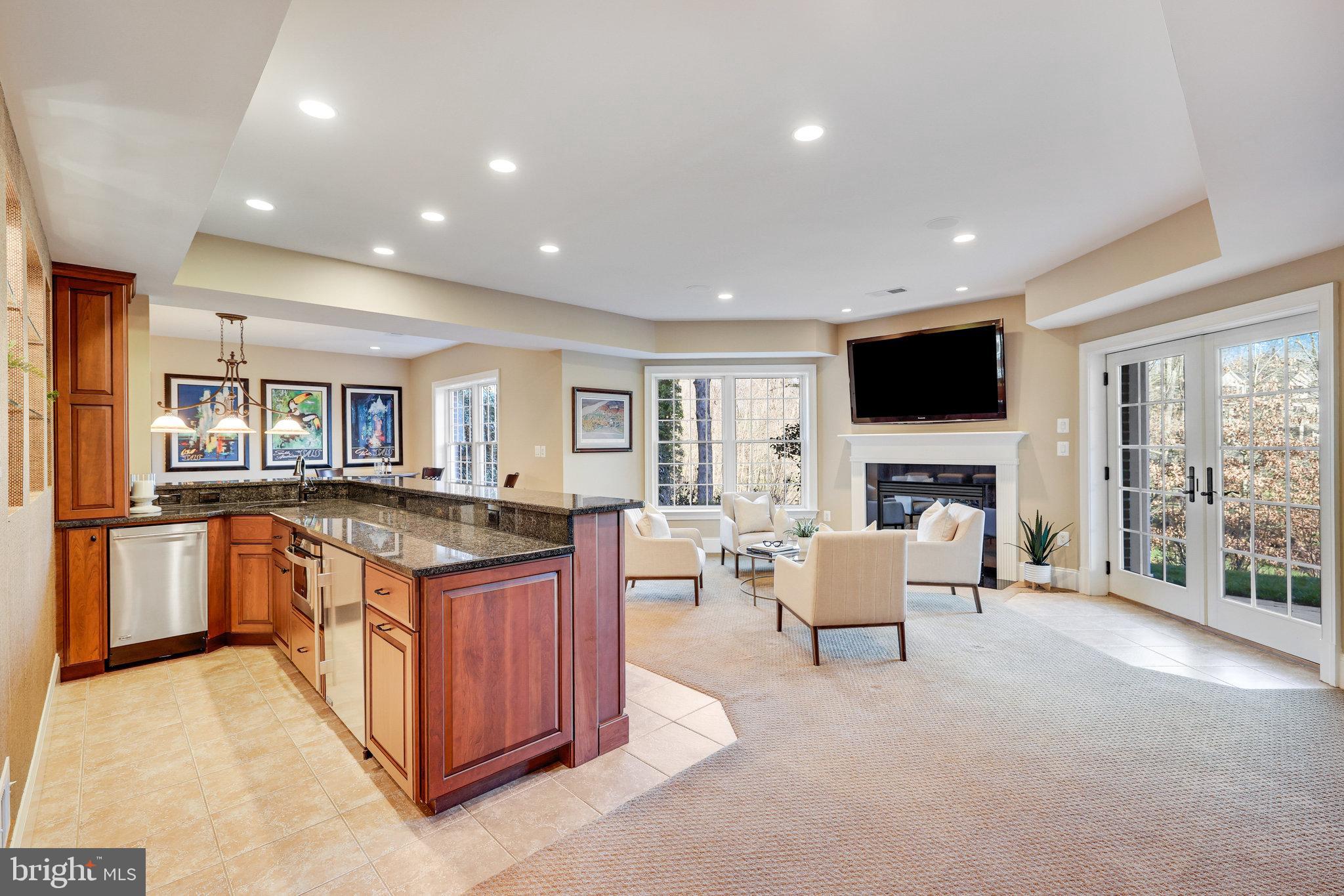 LANGLEY FOREST - Residential