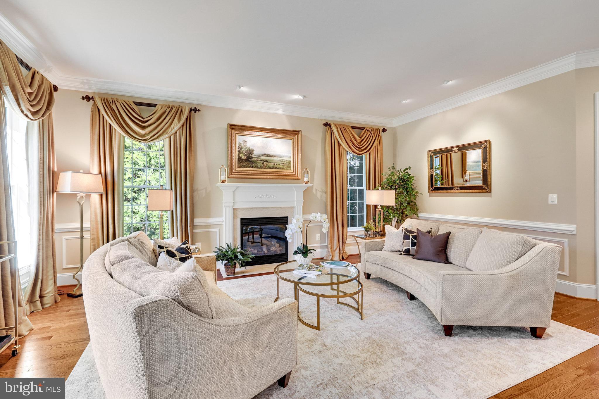 LANGLEY FOREST - Residential