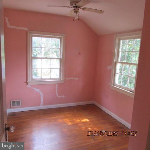 LANDOVER HILLS - Residential