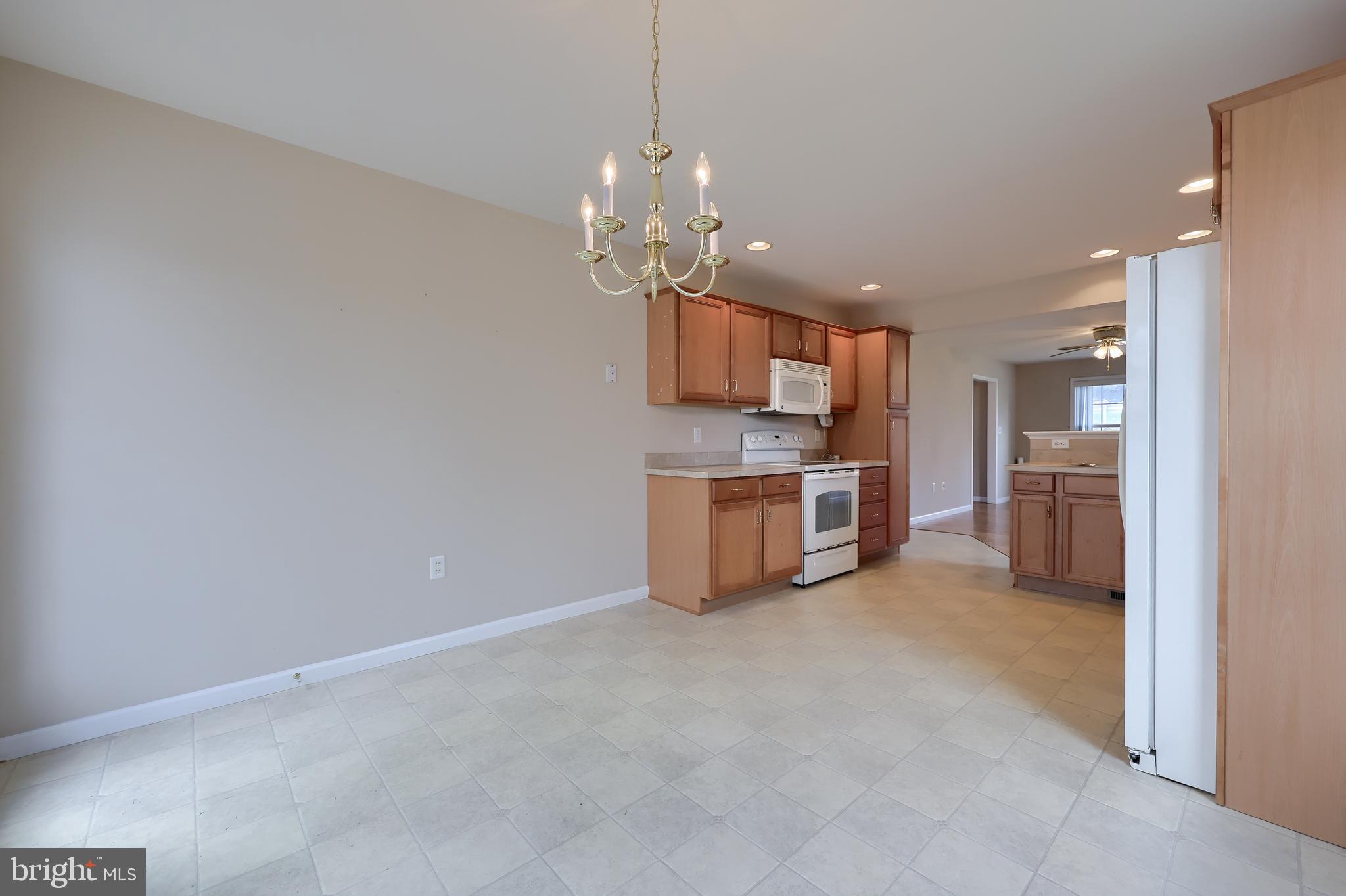 BRADFORD COMMONS - Residential