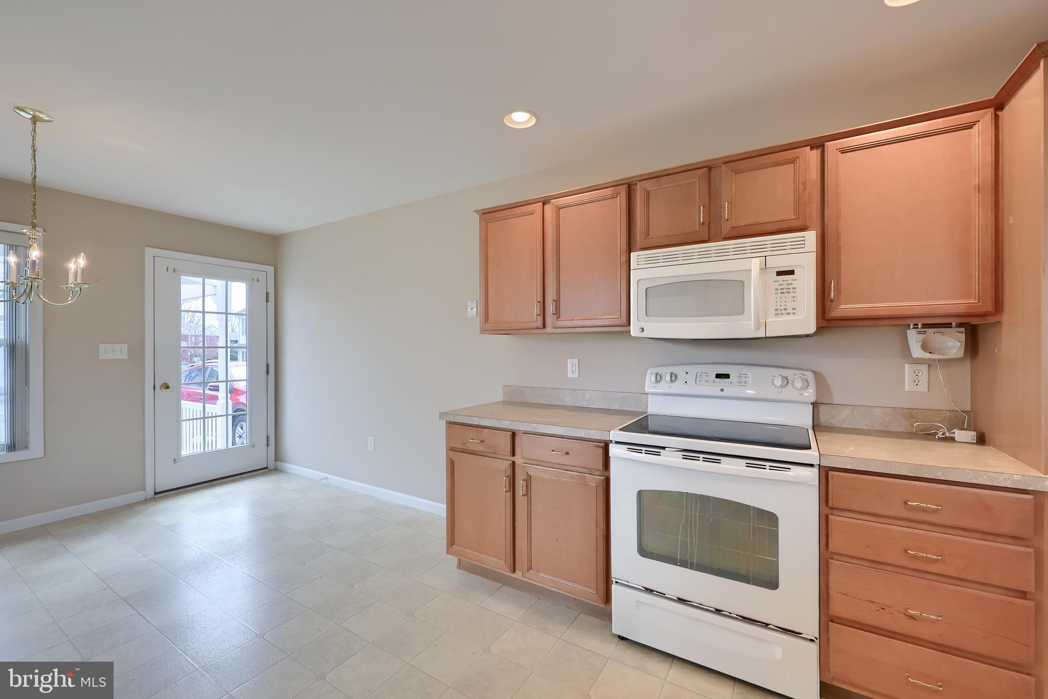 BRADFORD COMMONS - Residential