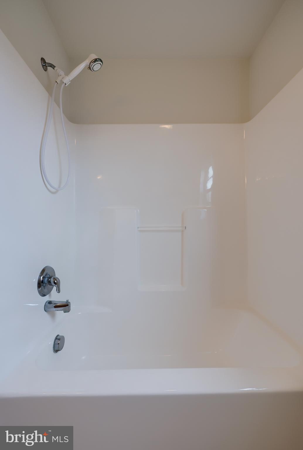 BRADFORD COMMONS - Residential