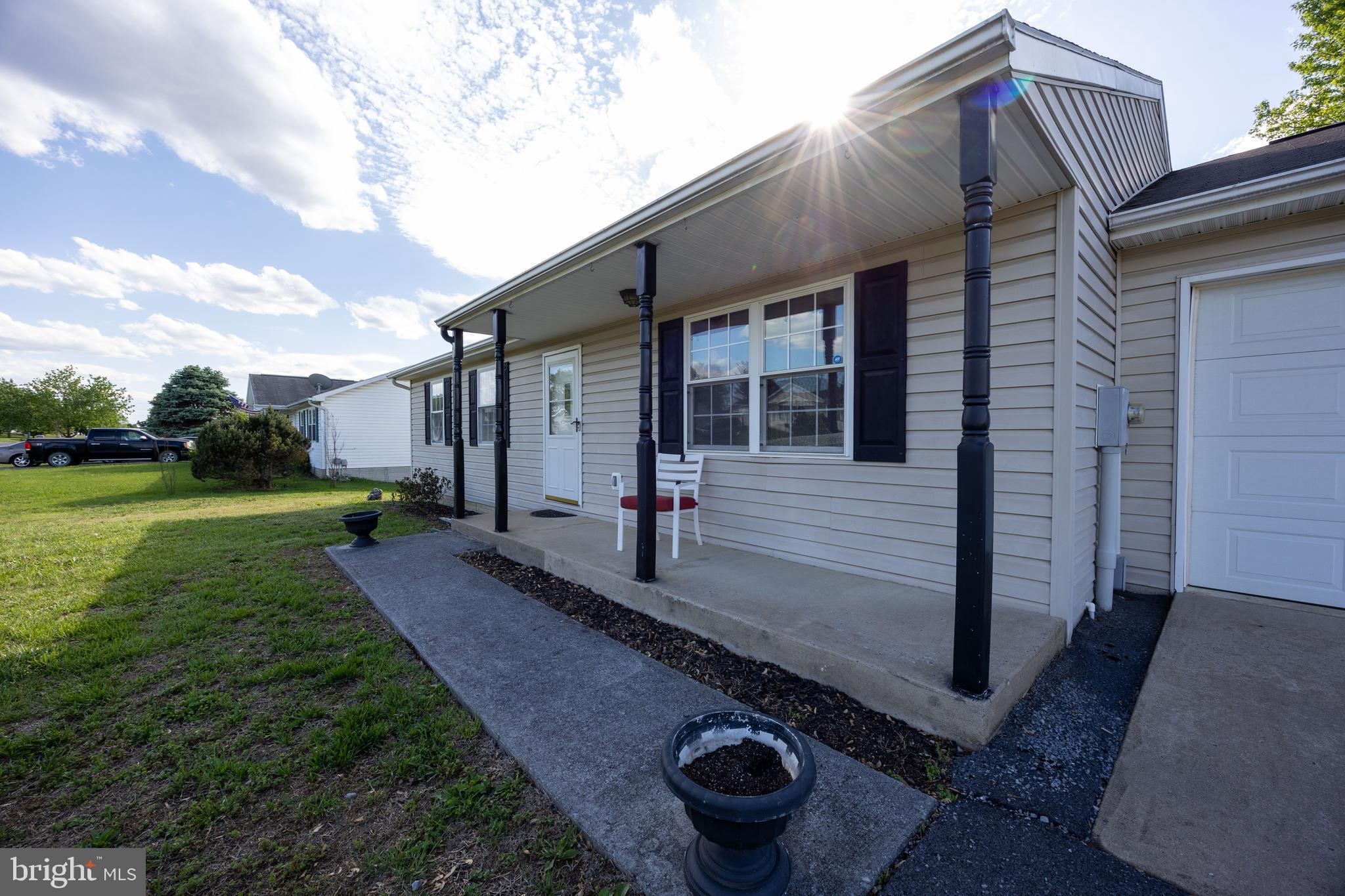 PENN STREET - Residential