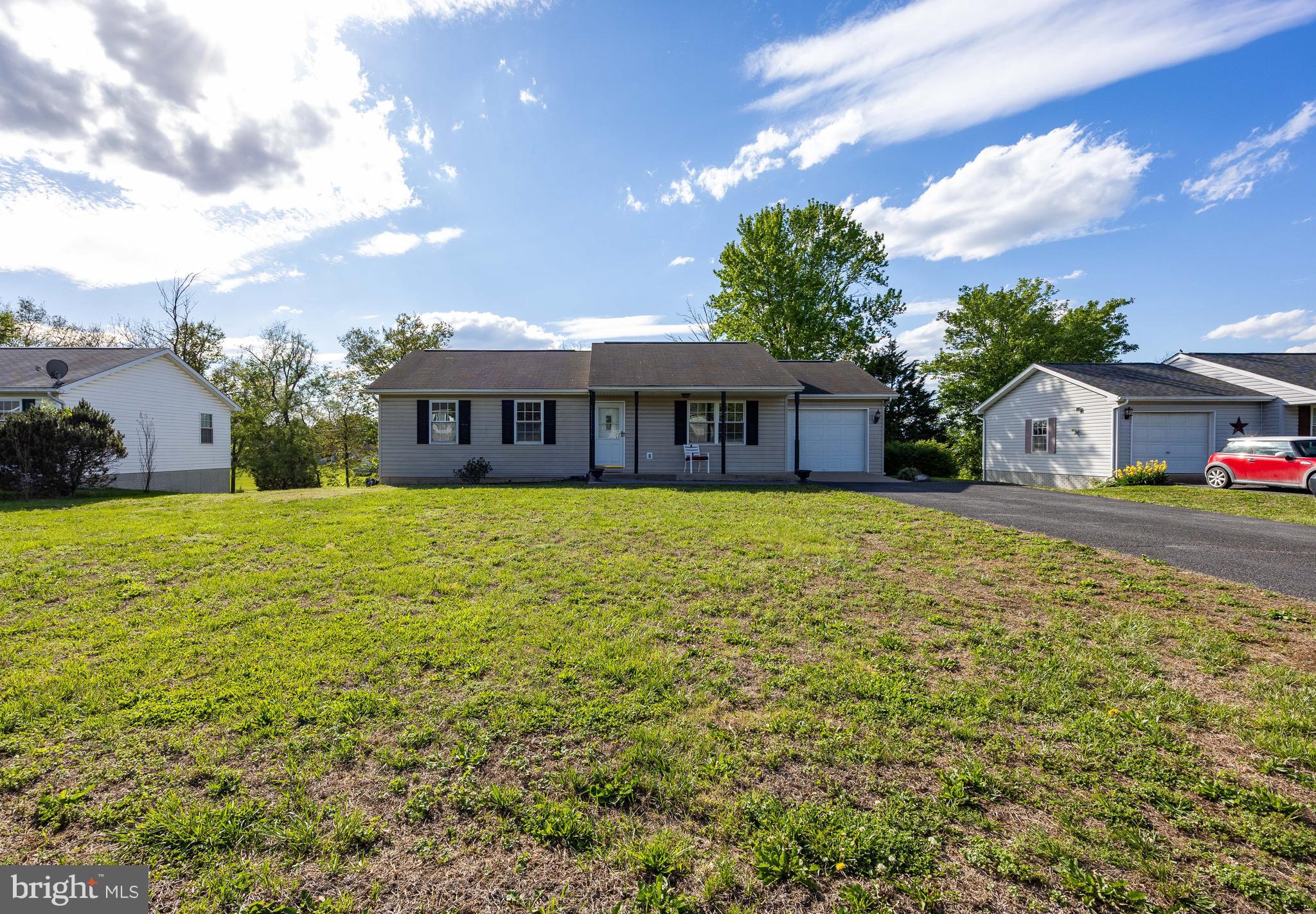 PENN STREET - Residential