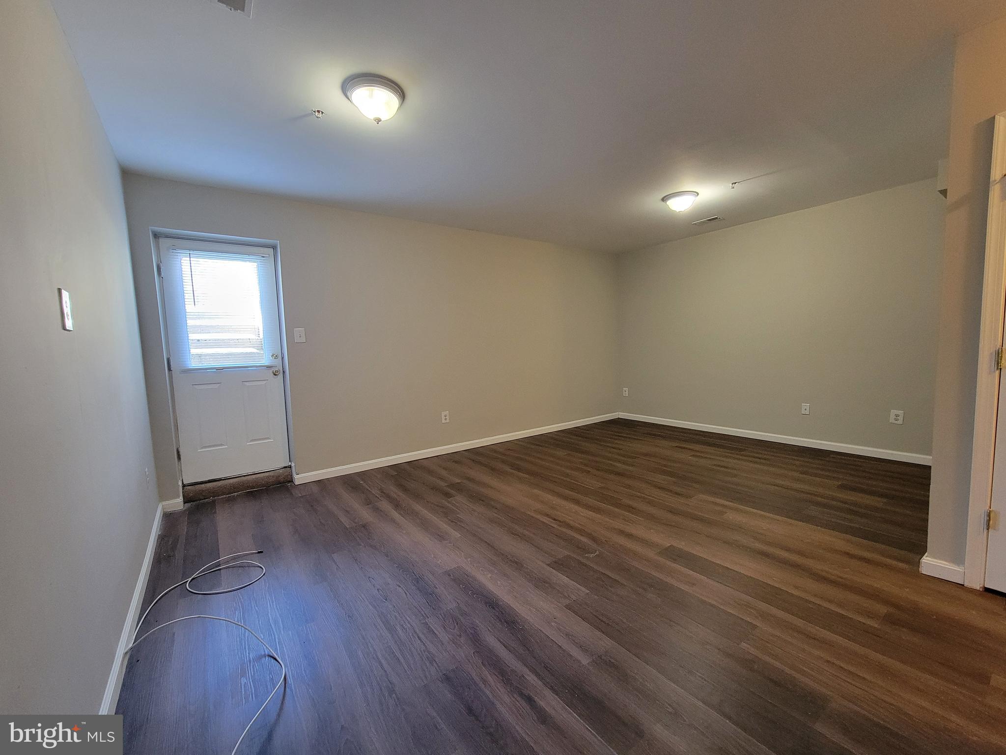 DOUGLAS VILLAGE - Residential