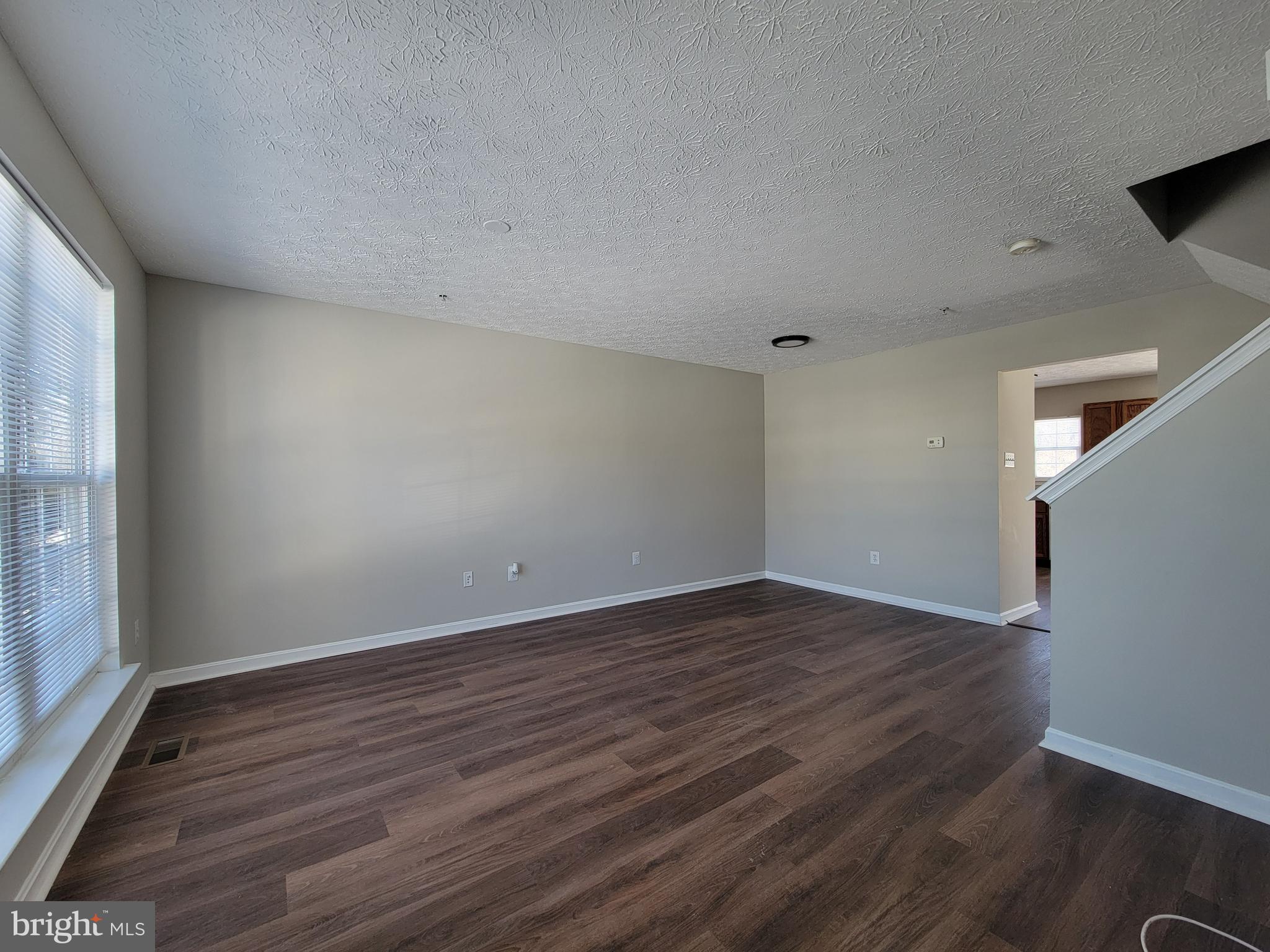 DOUGLAS VILLAGE - Residential