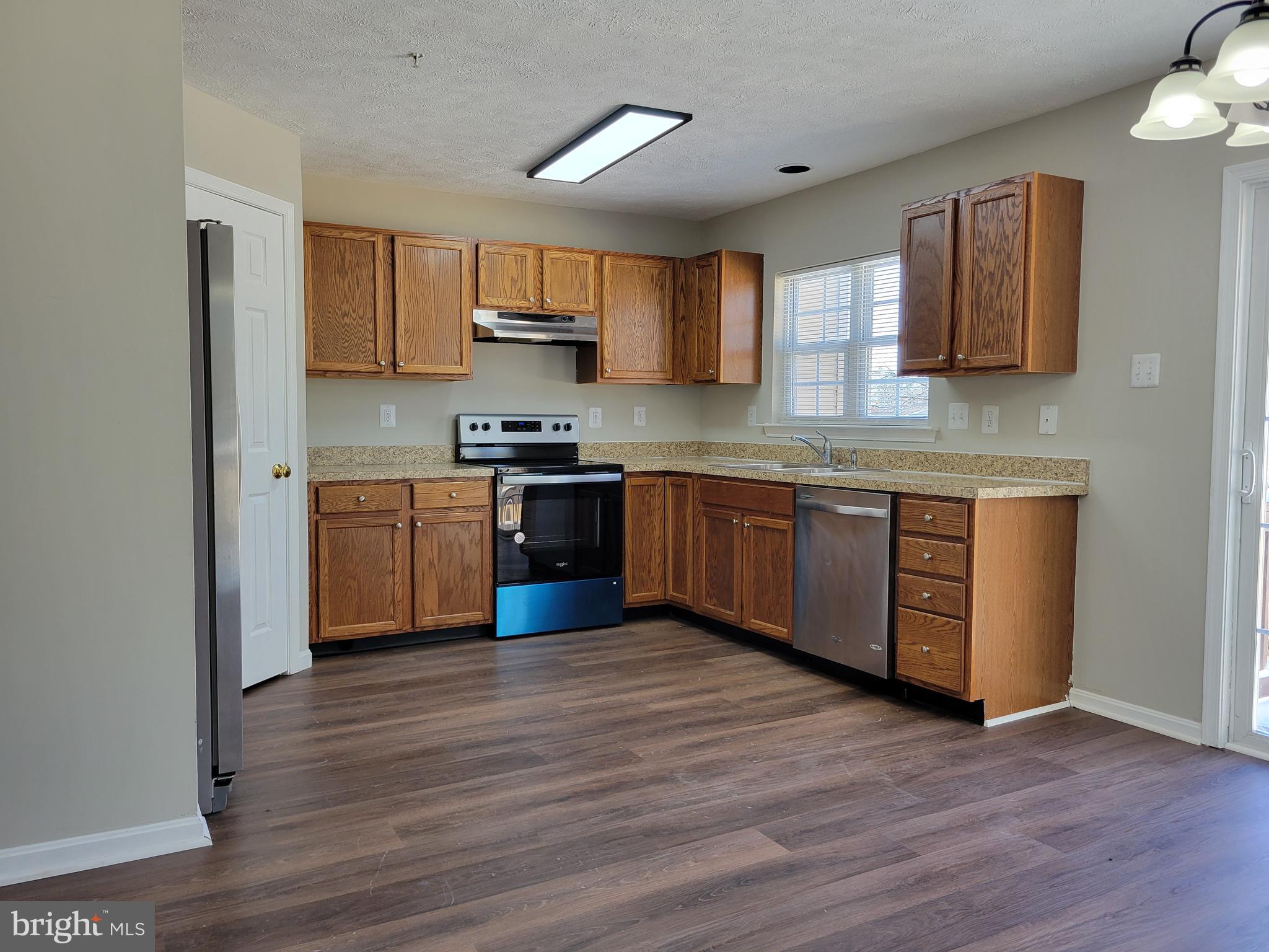 DOUGLAS VILLAGE - Residential