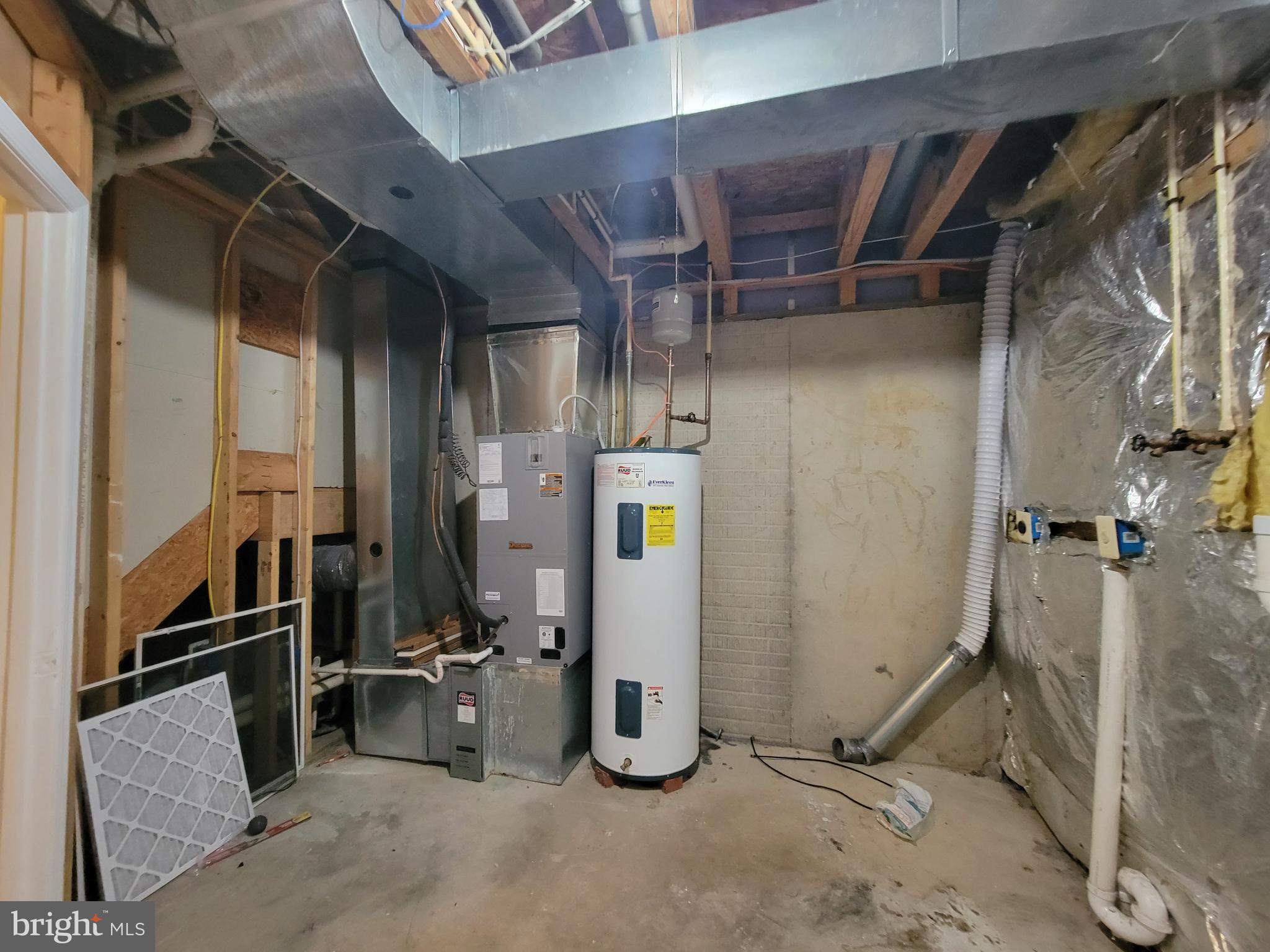 DOUGLAS VILLAGE - Residential