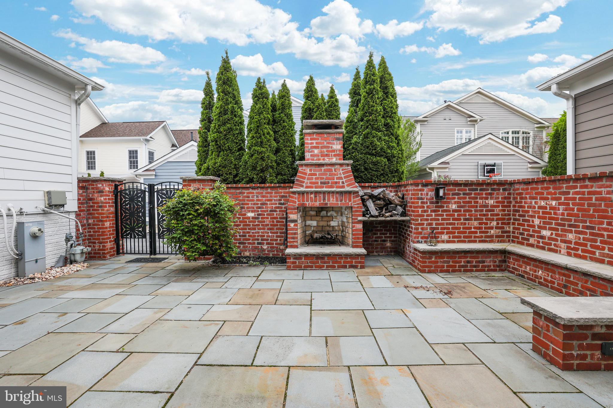 MAPLE LAWN - Residential