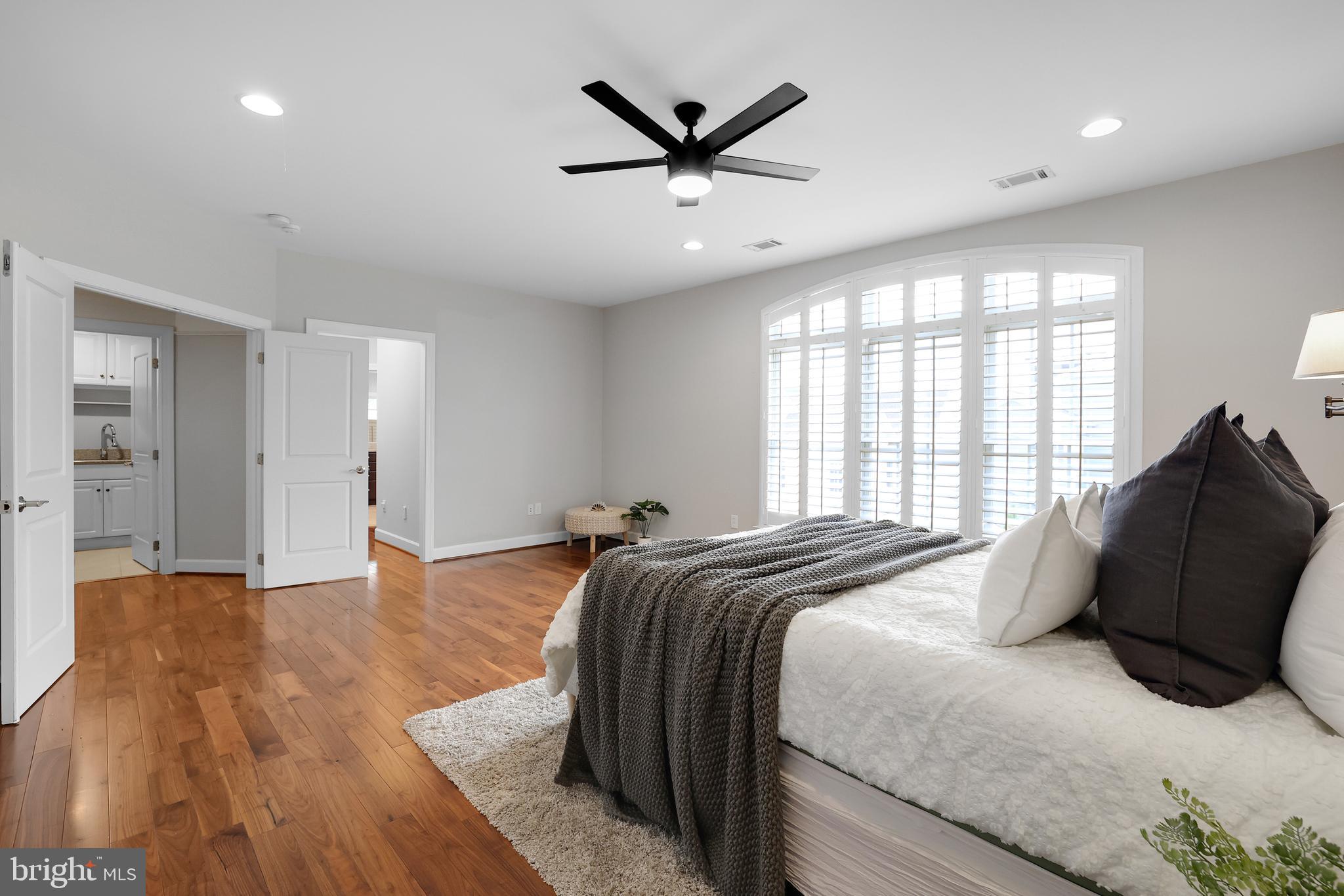 MAPLE LAWN - Residential