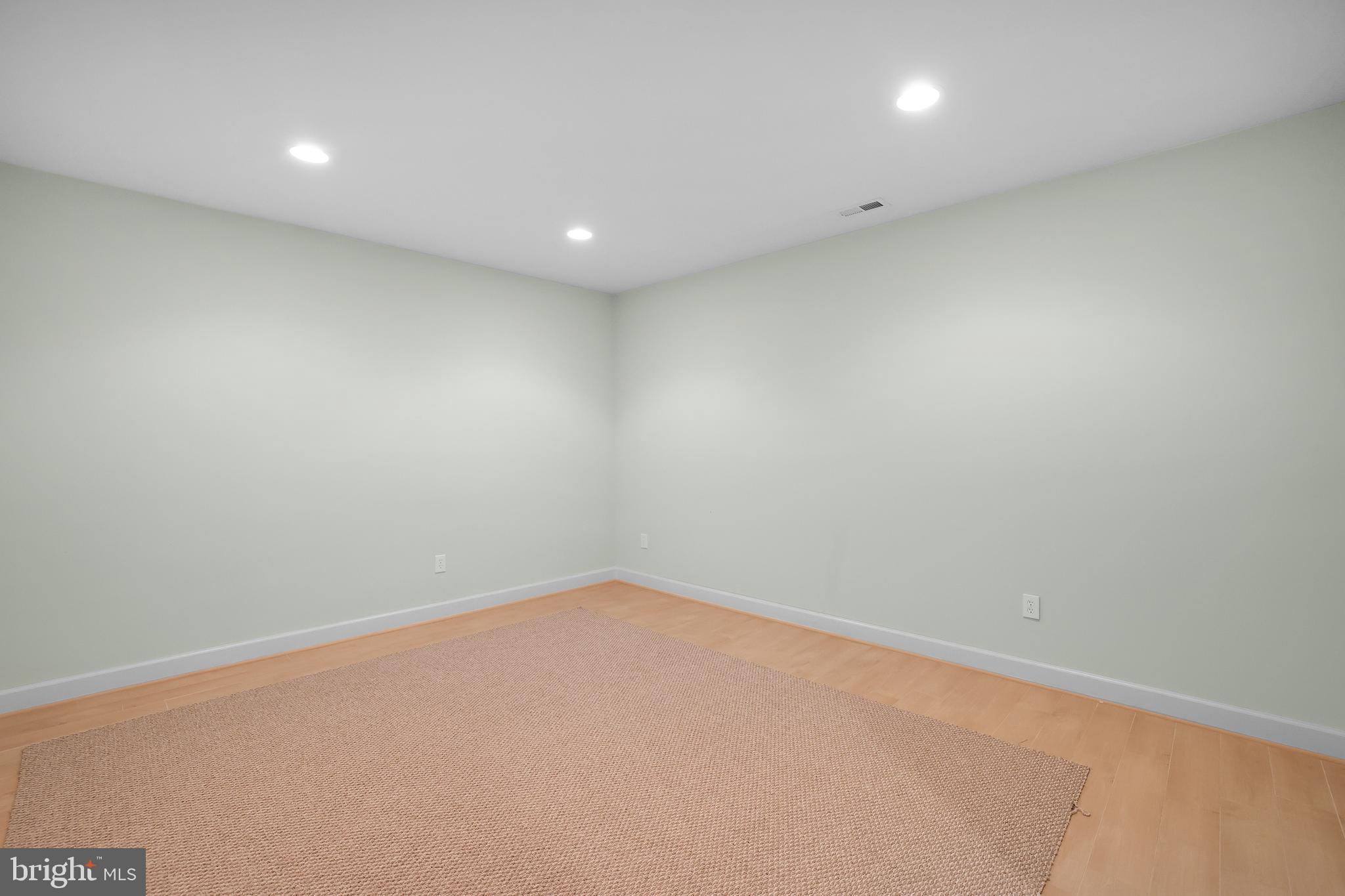 MAPLE LAWN - Residential