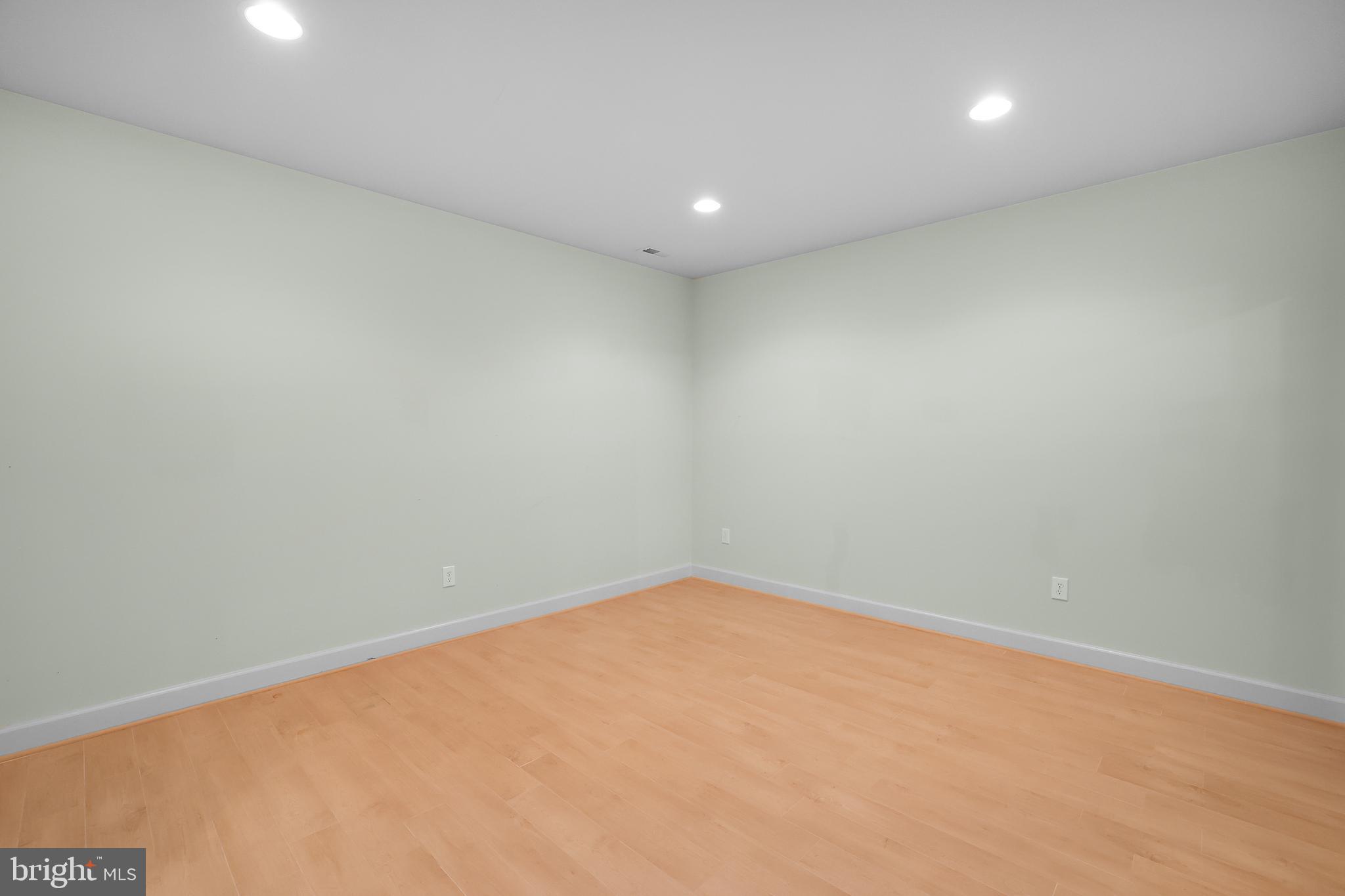 MAPLE LAWN - Residential