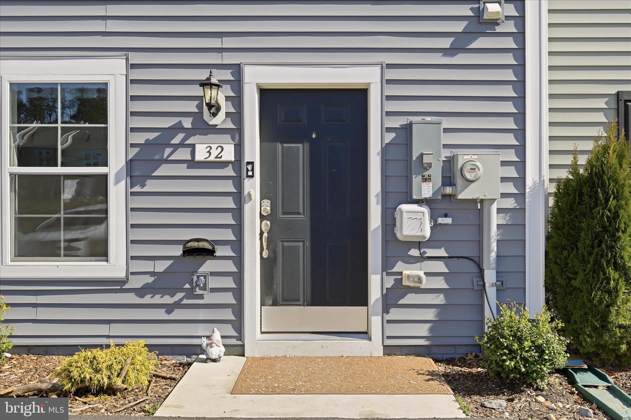 WHISPERING PINES - Residential